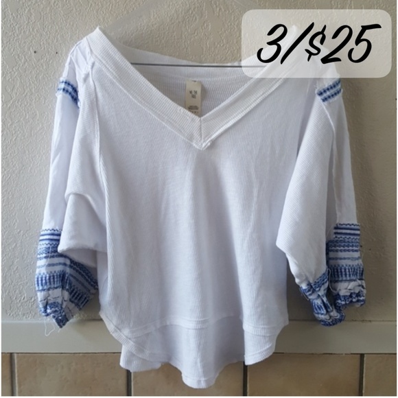 We The Free Tops - We the free  Boho peasant top. Xs  no flaws